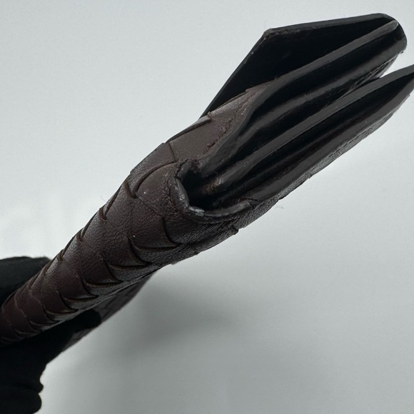 Bottaga Veneta Wallet with unbranded chain for crossbody | Very Good Condition - Picture 11 of 13